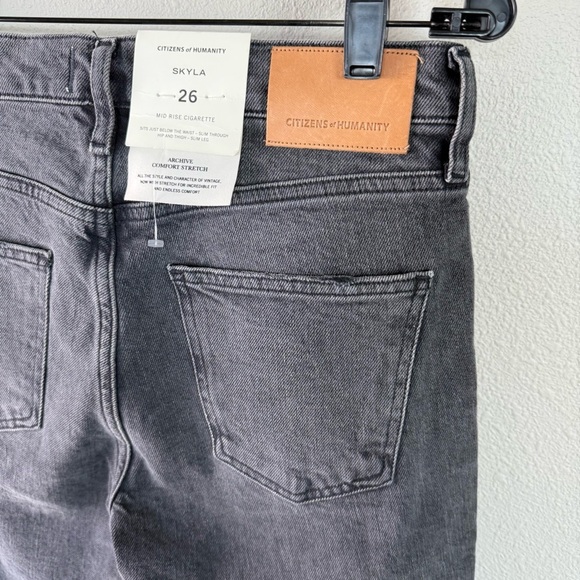 New Citizens of Humanity Skyla Mid Rise Cigarette Jeans Covert Black Denim 26 - Picture 13 of 16